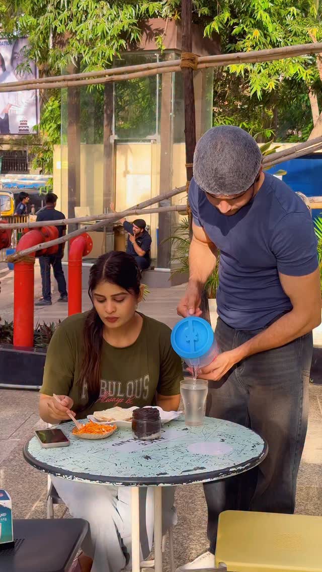 wait for end🤦‍♀️😅 @abraz.khan_91 
#instagram 
#reels 
#sanahkainat 
#viralvideos 
#comedy