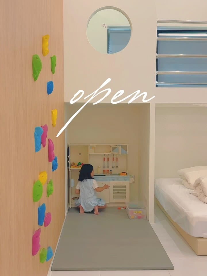 추가비 없는 키즈풀빌라 오픈..🤍🙊당일 10시간 공간 대여룸 & 숙박 키즈룸 두가지로나누어져 있으니 원하시는 옵션으로 선택해주세요🙏🏻(✔️ 당일 당일시간 10시간 12시~) 평일/주말 균일가 99,000원성수기 요금 그런거 없어여 🙅🙅🌟7월말 방학기간도 평일가 입니다..! 🌟💡 쭌부부 x 공구 특전 💡​20만원 상당의 특전이 모두 무료!✔️ 8인 최대인원까지 인추비 ❌✔️ 24시 🌊미온수 무료✔️ 바베큐 그릴 무료✔️ 유명 베이커리 케이크 할인 주문 ➡️ 이곳의 정보&특가 링크 궁금하신 분들은 댓글에 “위드” 남겨주시면 자동 DM드려요🗓️ 특가 판매 기간6월9일(화) - 6월12일(금)​🗓️ 투숙 가능일 6월9일~8월31일⚠️ 상세페이지 취소 규정을 반드시확인해주세요 예약시 모든 규정동의해주신걸로 간주합니다#아이와함께 #아이와여행 #여름방학 #여름휴가 by @imji_0624