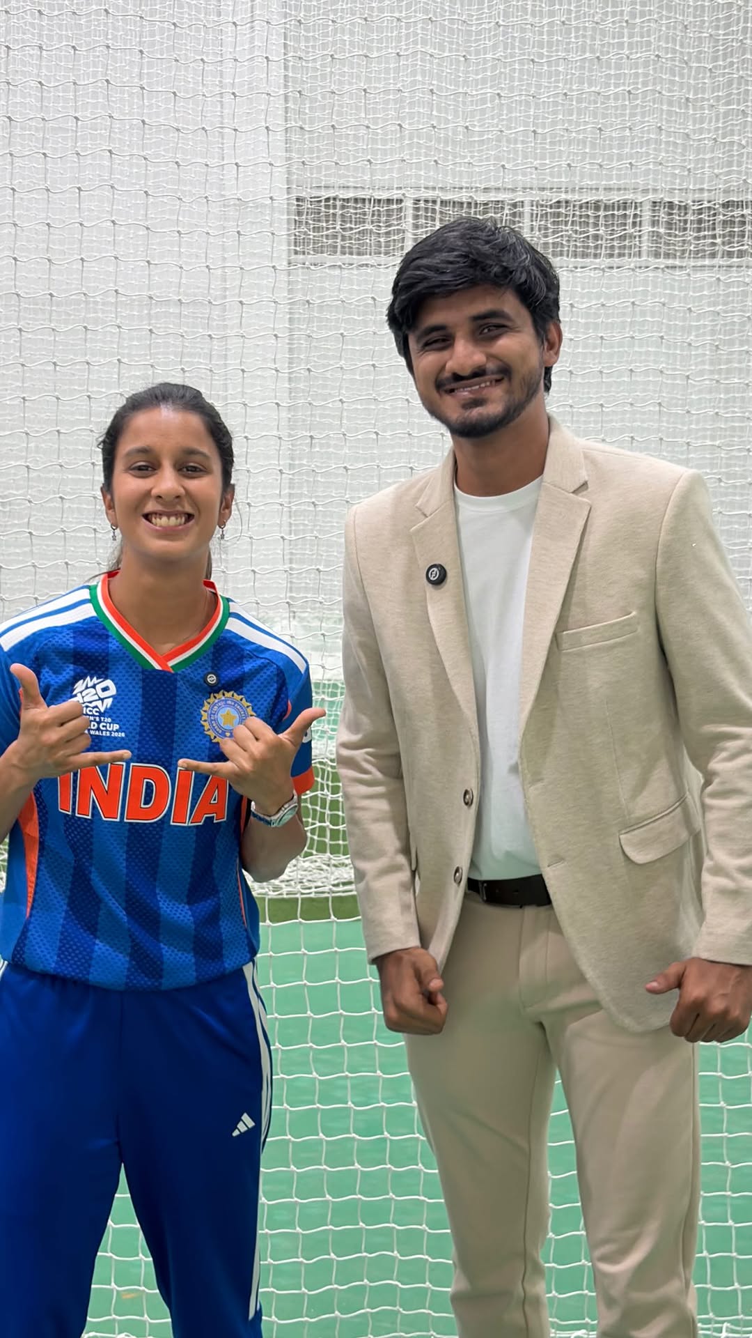 Sidhu Paaji interviews Jemimah Rodrigues😂
Watch India vs Pakistan on 14th June on Star Sports and JioHotstar
#T20CreatorClub #t20worldcup