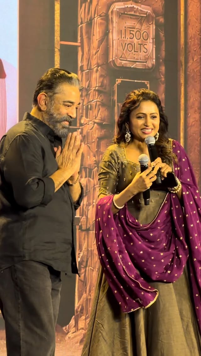 Sharing few highlight moments of #SingGeetham pre-release event😊Styled by @stylebyannapurna Wearing @vidahlabelJewellery @adira_silver_jewelleryHair @telusivakrishna Makeup @madhu_derangula . #Kamalhaasan #Sumakanakala #Movie #Events by @kanakalasuma