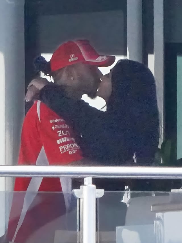 DEUXMOI EXCLUSIVE 📸…Kim Kardashian and Lewis Hamilton reunite on a yacht in Monaco 📸@backgrid_usa