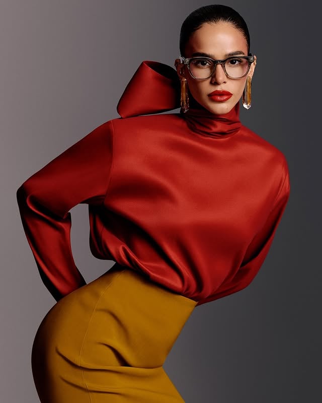 Celebrating @BrunaMarquezine in the Scriber Optics, where timeless attitude meets a future-forward point of view.

Celebrando @BrunaMarquezine com o Scriber Optics, onde uma atitude atemporal encontra um ponto de vista futurista.