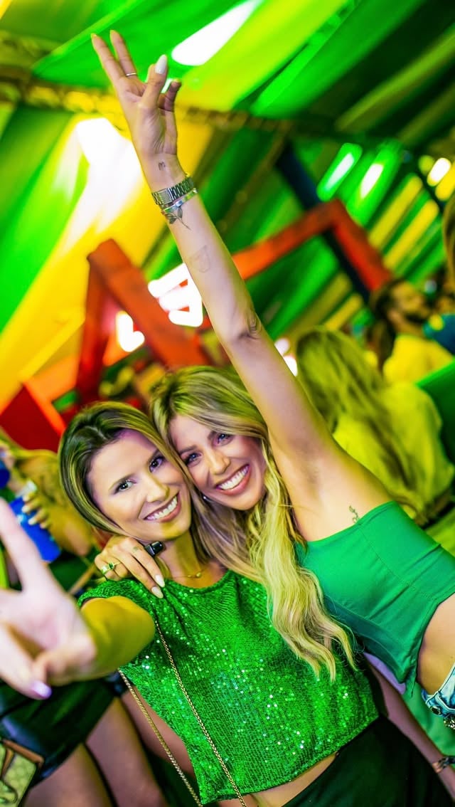 A copa vai virar baile🔥Porque quando o jogo termina,o show começa. Carna Copa🇧🇷A partir do dia 13 de junho Rua Gabriela de Melo, 367 - Olhos D’Água by @_clubechalezinho