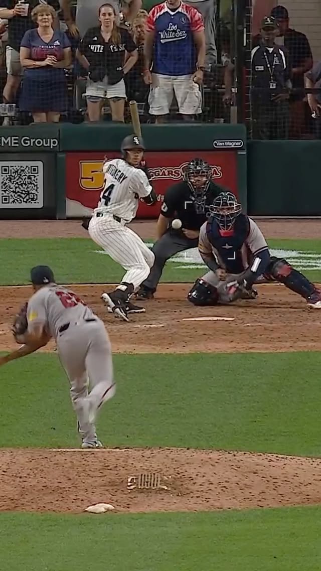 BRADEN MONTGOMERY HITS A WALK-OFF HOME RUN IN HIS MLB DEBUT!