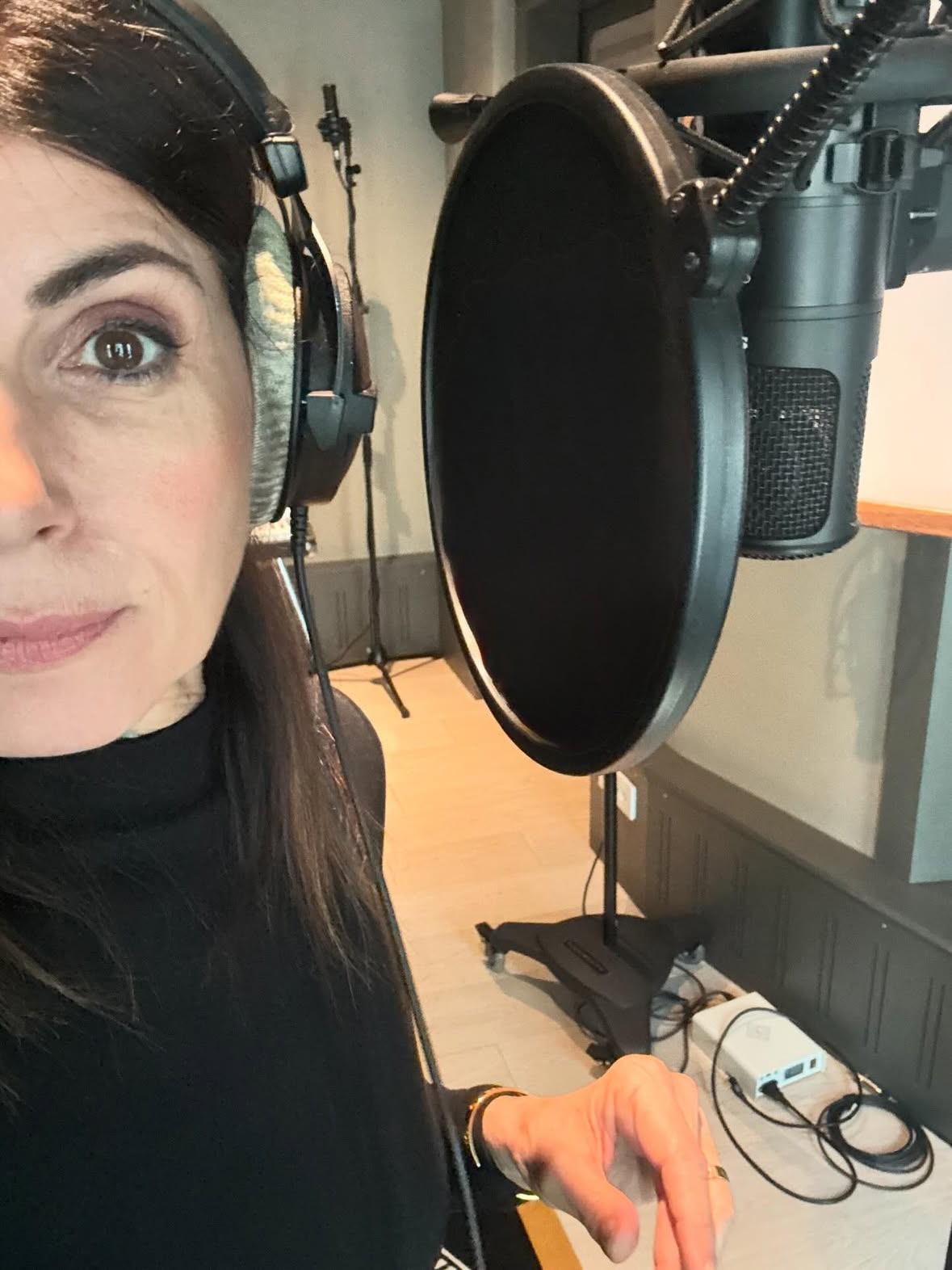 sono sempre in ritardo, giorni recenti sì, ma non faceva ancora caldo 
1- mezza e mezza
2- @radioitalia il concerto
3- le foto che Lo mi brucia
4- donne della mia vita
5- donne che aprono strade  @premiominervannamariamammoliti 
6- la Madonnina
7- crew di supporto
8- come la 3
9- @chetempochefa 
10- @risonanze_noteazzurre (Carlotta🤍)
11- i miei cantanti
12- Mom 
13- ragazze in gita al Quirinale
14- frat'cuggin'
15- Love crew
16- il sorriso di Chiara @chiarapagura 
17- Testaccio
18- papparapapà (questa è sottile)