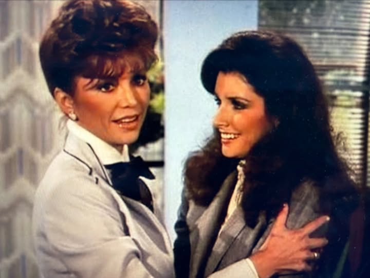 Throwback Thursday! Me & Morgan Brittany laughing in between takes on Dallas.😊

#Dallas
#MorganBrittany
#Laughter
#FunOnSet