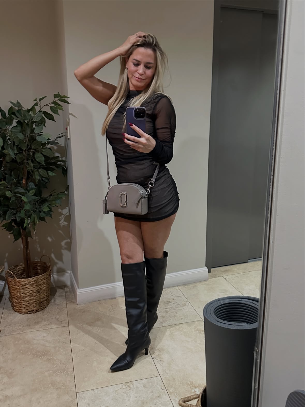 ✨En tiempos de cambios, aprender a disfrutar el presente también es una forma de crecer.
.
.
.
#viral #love
@studio___golda 👗