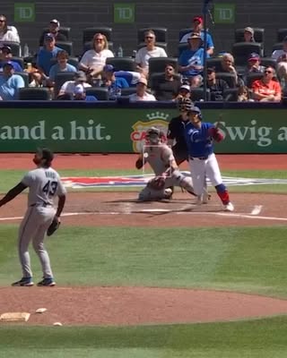 OKAMOTO-SAN!
Number 11! #BlueJays50