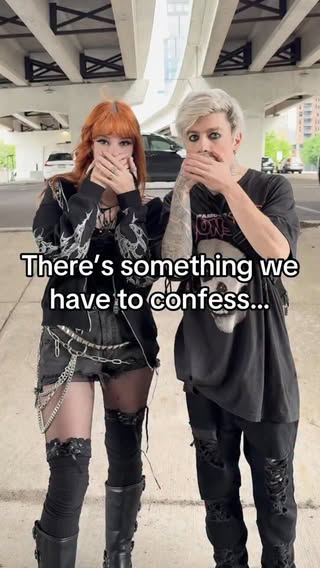 Plz don’t be mad… This may upset the fans… but it’s time we address this once and for all….
———————————————————————————————-
#emo #gamestop #bestbuy #gamergirl