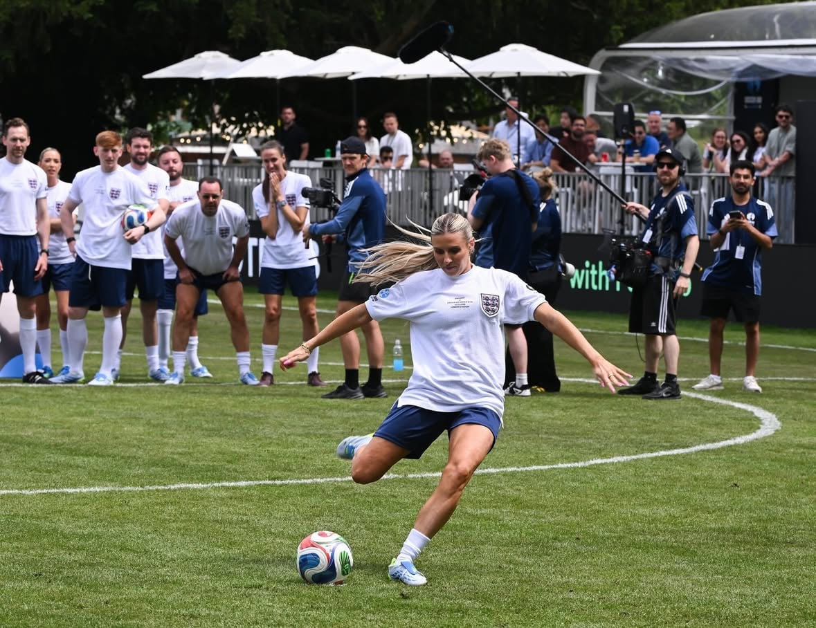 I can confirm x this is NOT like riding a bike 😭 
What a tiiimmmeeeeee!!!!!! 
@socceraid