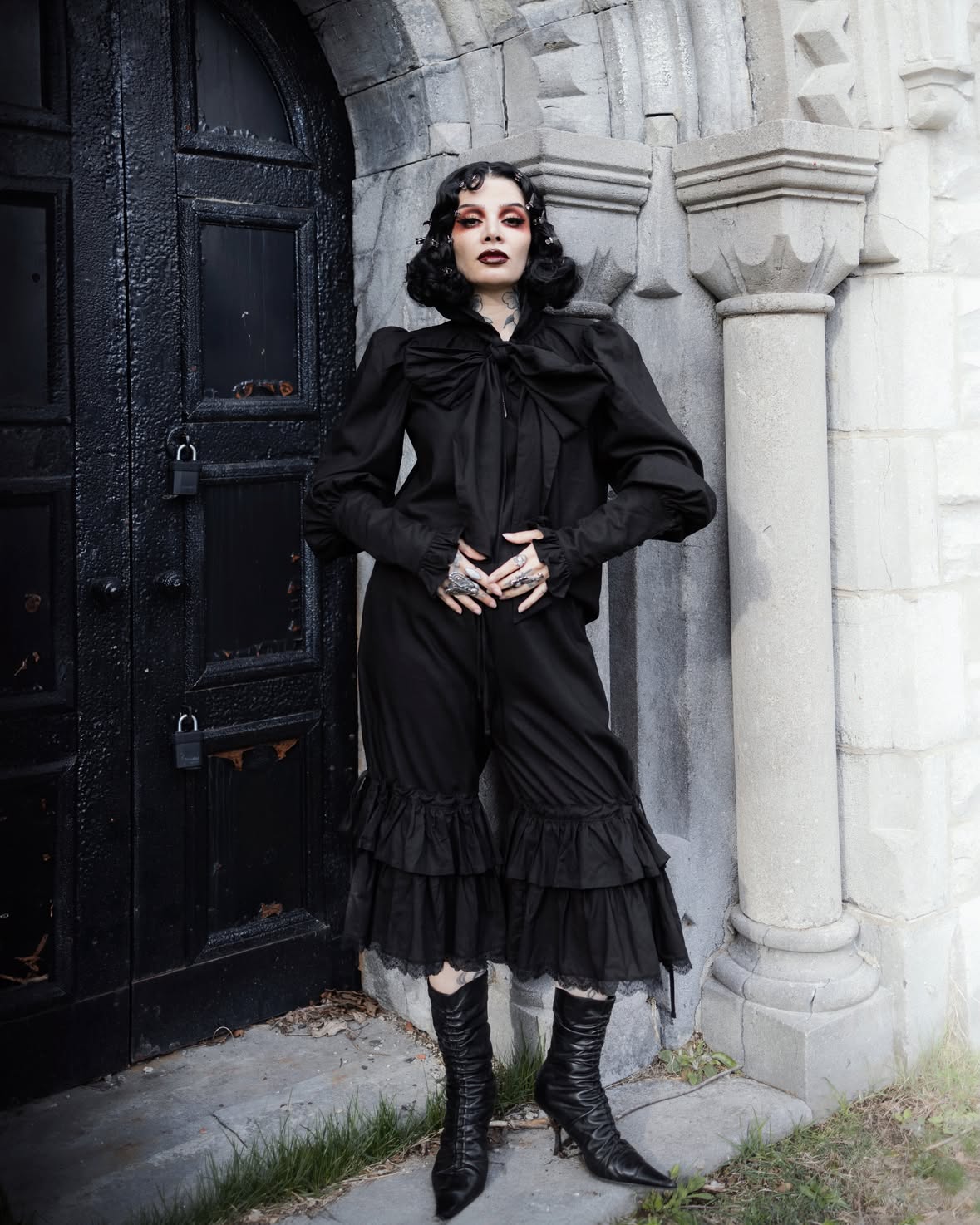 Introducing the DORIAN BLOUSE & MABEL BLOOMERS! 🪦🍃

Crafted from a breathable linen/viscose blend (the viscose added to help excessive wrinkling from the linen), the Dorian blouse was designed to be an androgynous comfortable top worn by all. It features functional button cuffs and an oversized bow at the neck, a Blackwood Castle classic.

The Mabel bloomers are exceptionally comfortable, with a drawstring at the waist and deep pockets for all your whimsical items. The drawstrings at the top of the ruffles can also be tightened so you can choose whether you want a more a-line or balloon shape for your bloomers. 

Second model: the beautiful @incendiaire_ 🖤

Launching Friday May 29th as a pre-order at 1 pm EST 

#blackwoodcastle #gothicfashion #gothicstyle