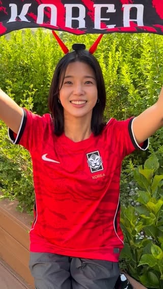 🇰🇷⚽️

대한민국의 축구 국가대표님을 응원합니다! 
끝까지 다치지 말고 아자자! 여러분 함께 응원해주세요!

@pro.challenger ⚽️ 박재민오빠 응원에너지 패스! 
해인아! 부탁해 @jeonghein_ ⚽️🤍🖤

@thekfa @thekfa_official #FIFAWORLDCUP2026