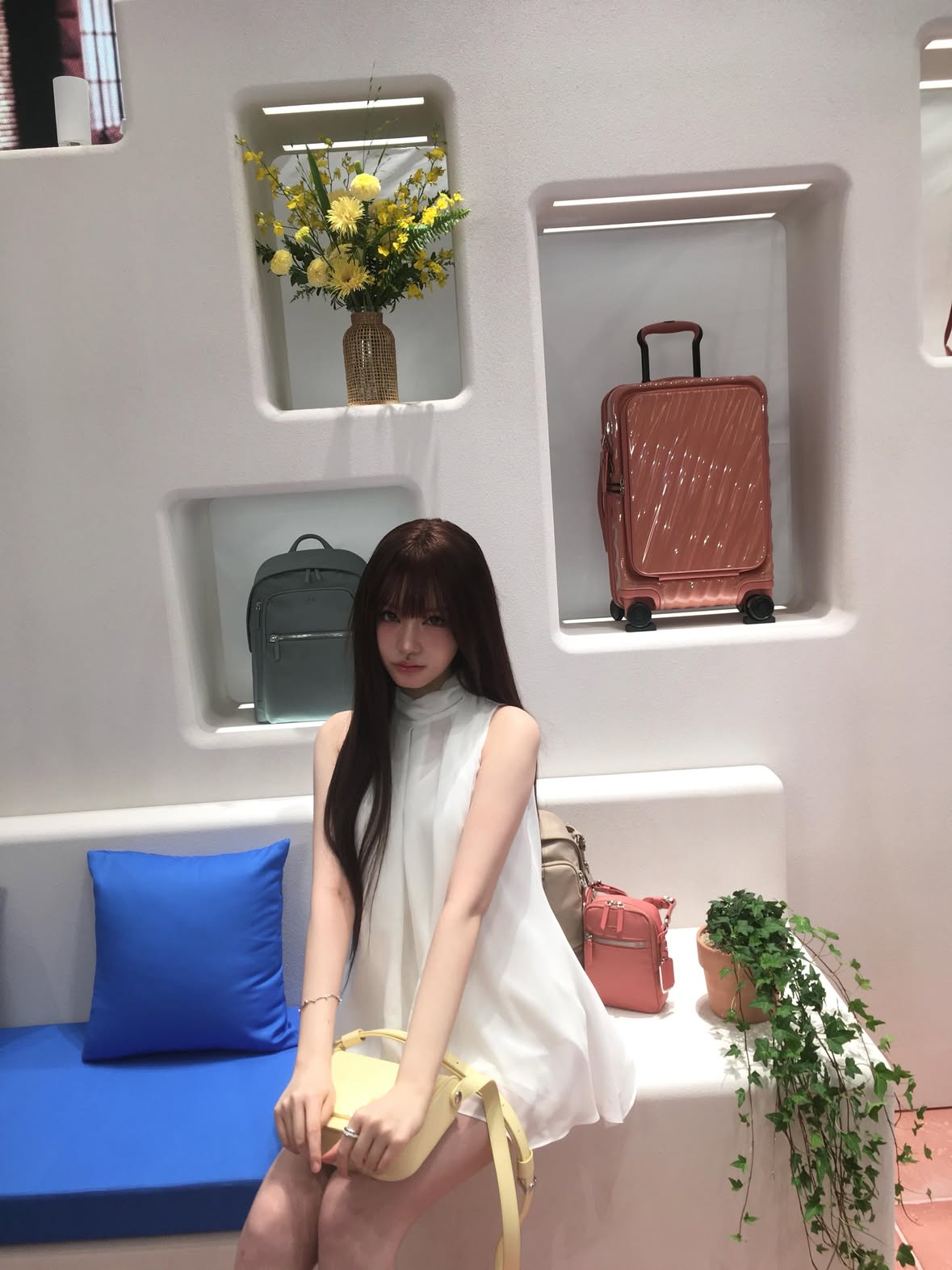 투미 색감이 너무 이쁘다🙈 같이 여행가쟈 💋💋

#TUMIEscape #TUMIKR #TUMI