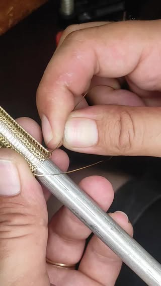 Un altro video sulla Maglia Vichinga, stavolta in ottone a 6 passanti e con tessitura doppia 😁

#handmade #magliavichinga #ottone #brass #craft