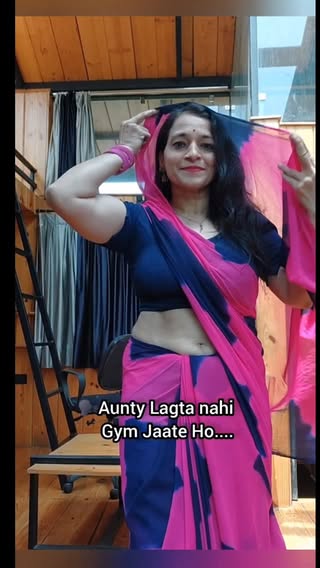 Chalo bete aap bhi jao aaj se gym🙌🏻👍🏻
#shrugs#traps #gymmotivation #strongwomen #fitness