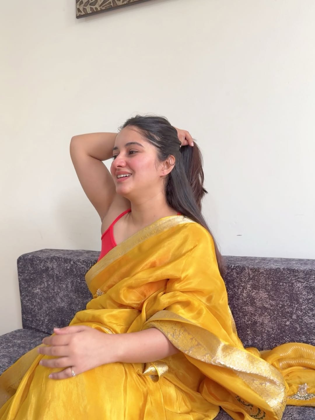Saare 🌻💛🍓
.
.
.
#photooftheday #photography #trending #explore #fyp 

(saree, ethnicwear, indianwear, traditionallook, desigirl, ethnicfashion, sareelove, indianfashion, ethnicvibes, graceful, elegance, timelessbeauty, culturalfashion, festivefashion, desiqueen, traditionalbeauty, ethnicstyle, sareegoals, fashionreels, outfitinspo, ethniclook, royalvibes, classylook, beautyintradition, indianethnic, trendingsaree, ethnicgirl, elegantstyle, reelitfeelit, traditionaloutfit, ethnicmood , wedding , look , make up, desi , happy , smile, vibe , fun, feelings )