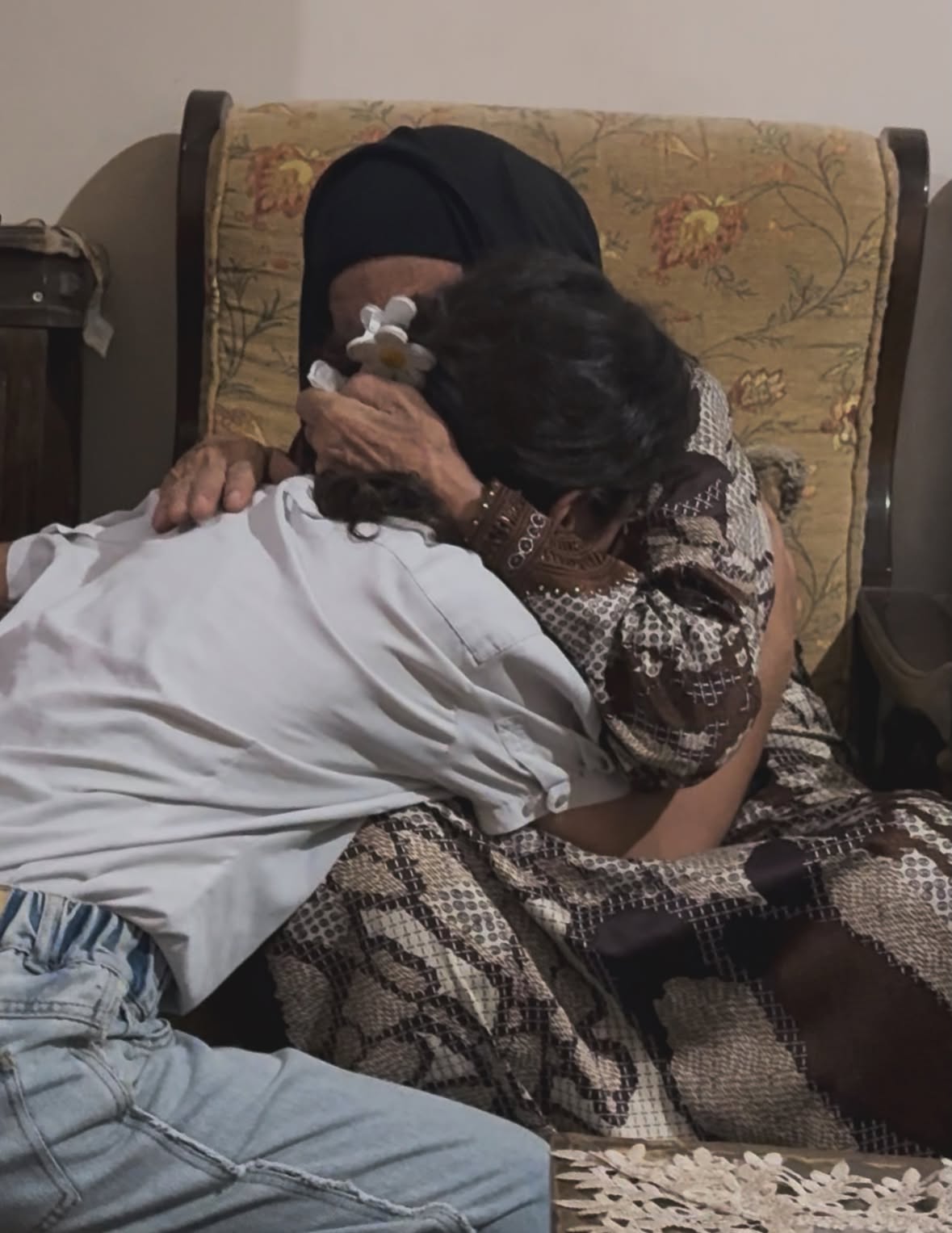 My grandma just passed away , this the last picture for me with her at the night of me leaving Gaza. 
She suffered a lot from displacement, lack of medications and so many things more 
Me being a way of my family this moments so hard. 
تيتة حبيبتي في ذمة الله بعد صراع مع المرض ، ادعولها ❤️