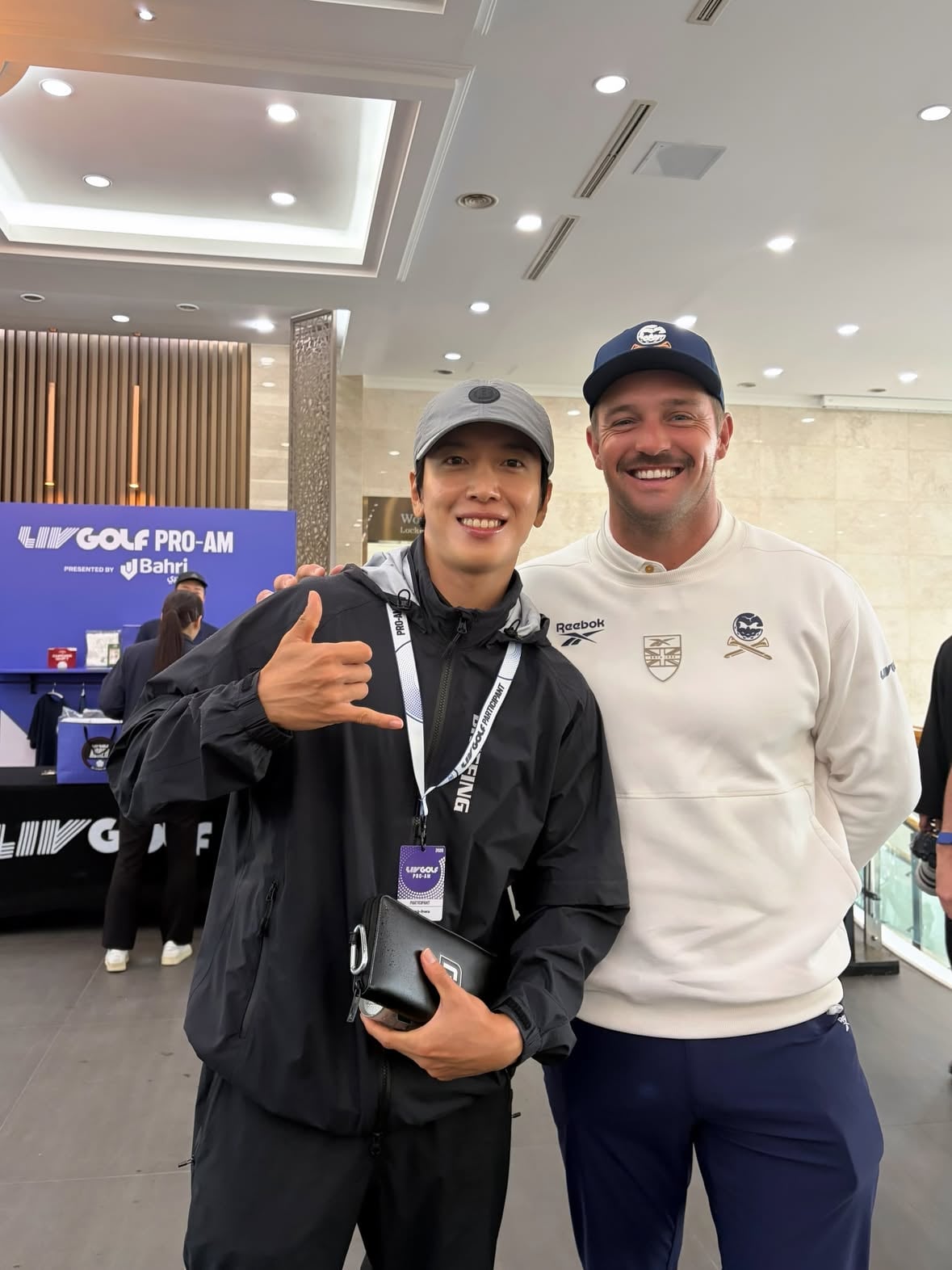 #LIVgolf in Busan ⚡️My city, my flex. 😎🏌️‍♂️