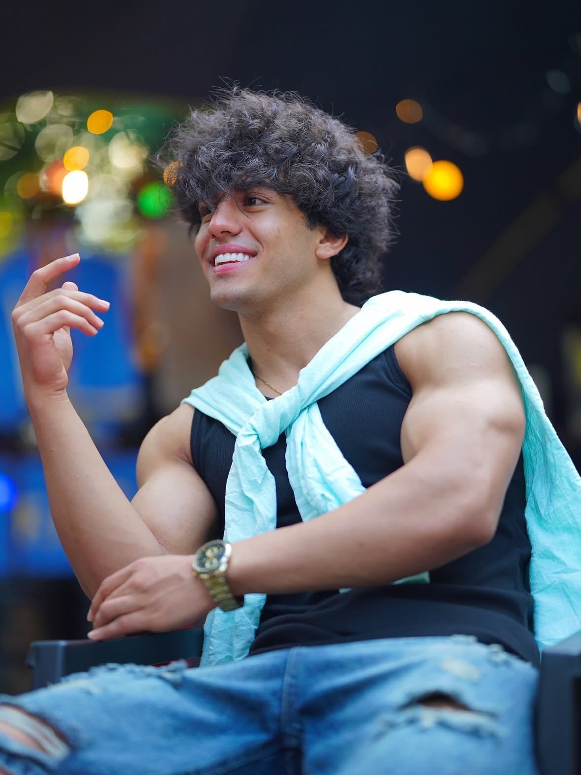 PERSIAN BOY 😁✌️
.
.
.
#model #modeling #fitness #fit #boy