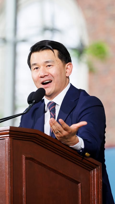 @harvard College Class Day 2026 featured speaker Ronny Chieng challenges graduates to fix the world’s problems.
Video: Harvard University