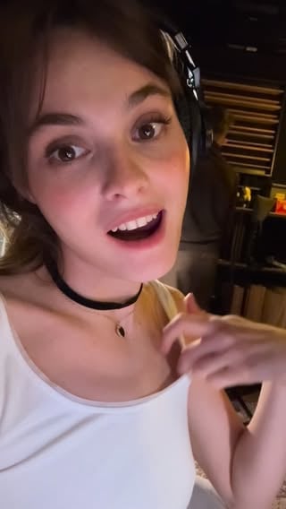 Pov: Твой мужик не звонил уже 32 минуты.
Твои мысли 💭