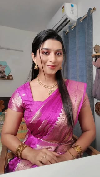 Pink silk saree with a soft girl makeup ♥️🎀

Products used :

Foundation: @hudabeauty 
Concealer : @lorealparis 
Eye shadow : @hudabeauty 
Blush : @tirabeauty 
Lip liner : @makeuprevolution 
Lipstick : @kyliecosmetics 
Lip gloss : @yslbeauty 
Bronzer : @kaybykatrina 
Compact : @esteelauderin 
Setting spray : @lorealparis 

#grwm #makeup #beauty