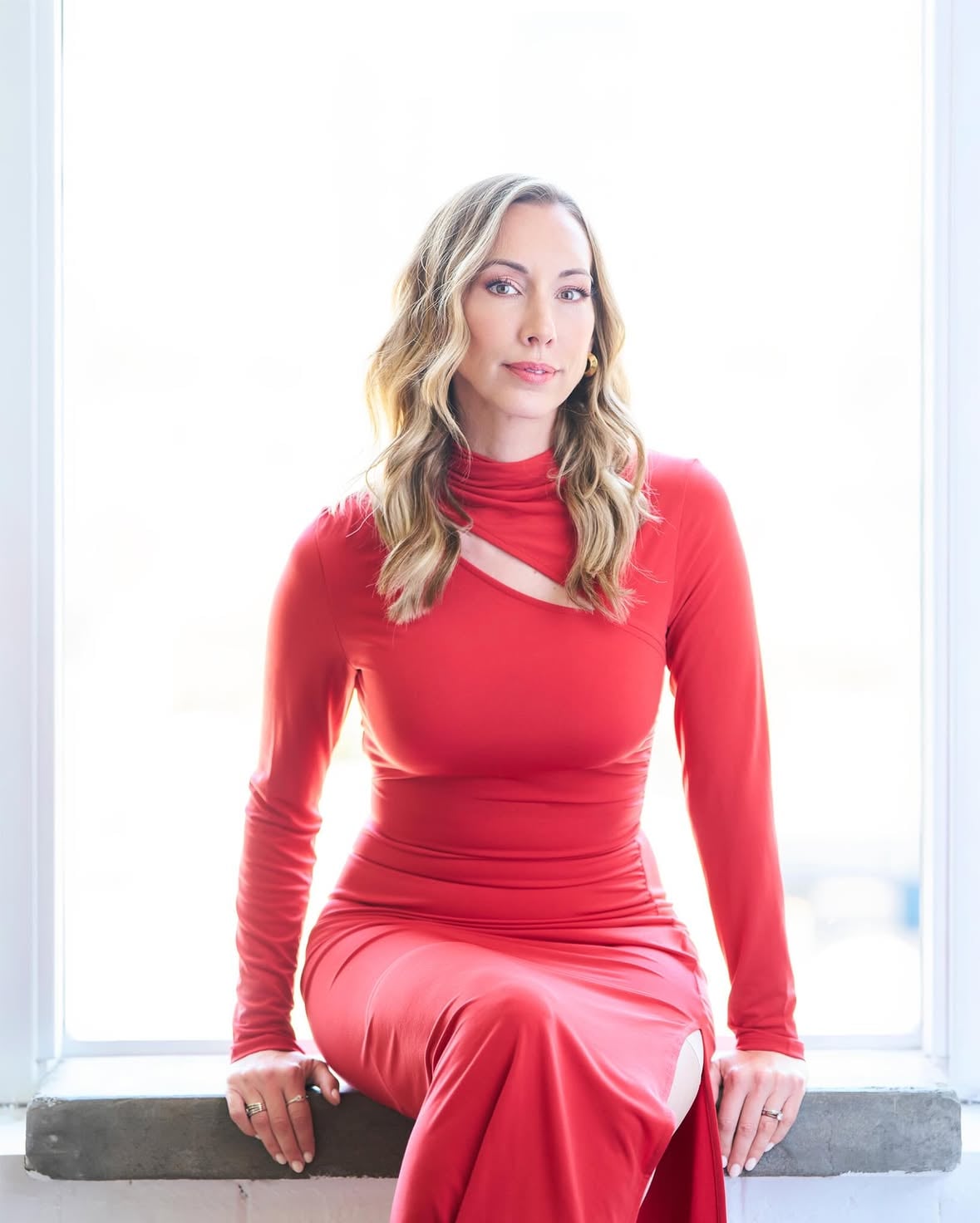 I’ll never shy away from celebrating  birthday (mine, yours, anyone’s!) because they are the best way to celebrate LIFE! So here’s to the gift of another year for me 🥳 🎈⁣⁣
⁣⁣
Also Happy Birthday to my birthday twin @kylieminogue ♊️⁣⁣
⁣⁣
Photo by @visualgram ♥️
Makeup hair by @jessannemu 
Styled by @ericaonfashion