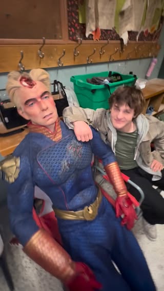 this is what we do between takes🕺 #theboys #homelander #ryan #set #finale