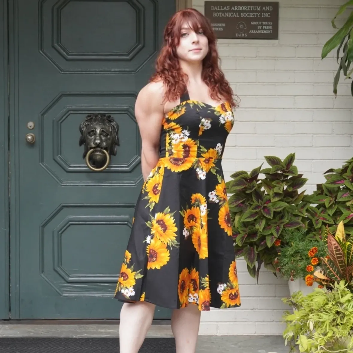 Sundress vibes 
#friday #beauty #fashion #wellness