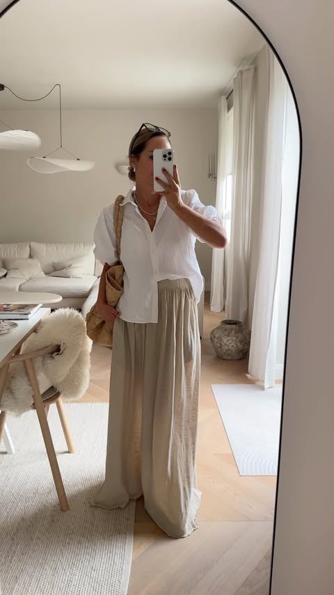 Monday to Sunday Outfits. 
Werbung/ What’s your favorite?
Wenn ihr mit dem Wort „Outfit“ kommentiert, schicke ich euch alle Links zu den Teilen, die ich im Video trage. 
Die Kleider kommen nächste Woche wieder rein. Lasst euch benachrichtigen. 
Ausnahmen: Tasche ist, wie gesagt, zur Zeit nicht verfügbar, kommt aber auch wieder und dann sage ich euch Bescheid. 
Weiße Leinenhose ist schon ein paar Jahre alt und nicht mehr verfügbar .🤍