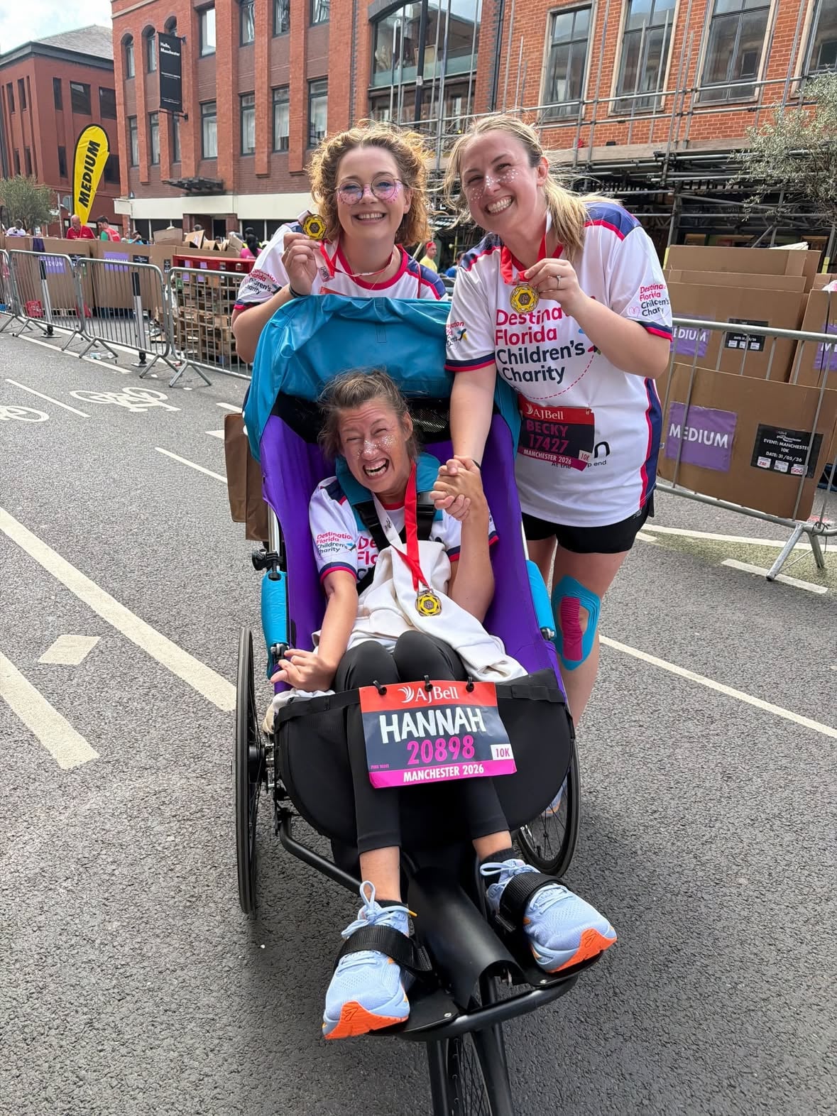 We did it! 😭
The Manchester Great Run- 10K. Completed it mate. 

Many more photos, videos and words to come. 

But for now- thank you @carriehopefletcher for the best day- I think we put the world to rights whilst smashing out a 10k.

@destinationfloridacharity it’s an honour to run for you. (You can still donate- link in our bio)

@wearemorson - thank you for your contribution to Hannah’s chair. We are eternally grateful ❤️