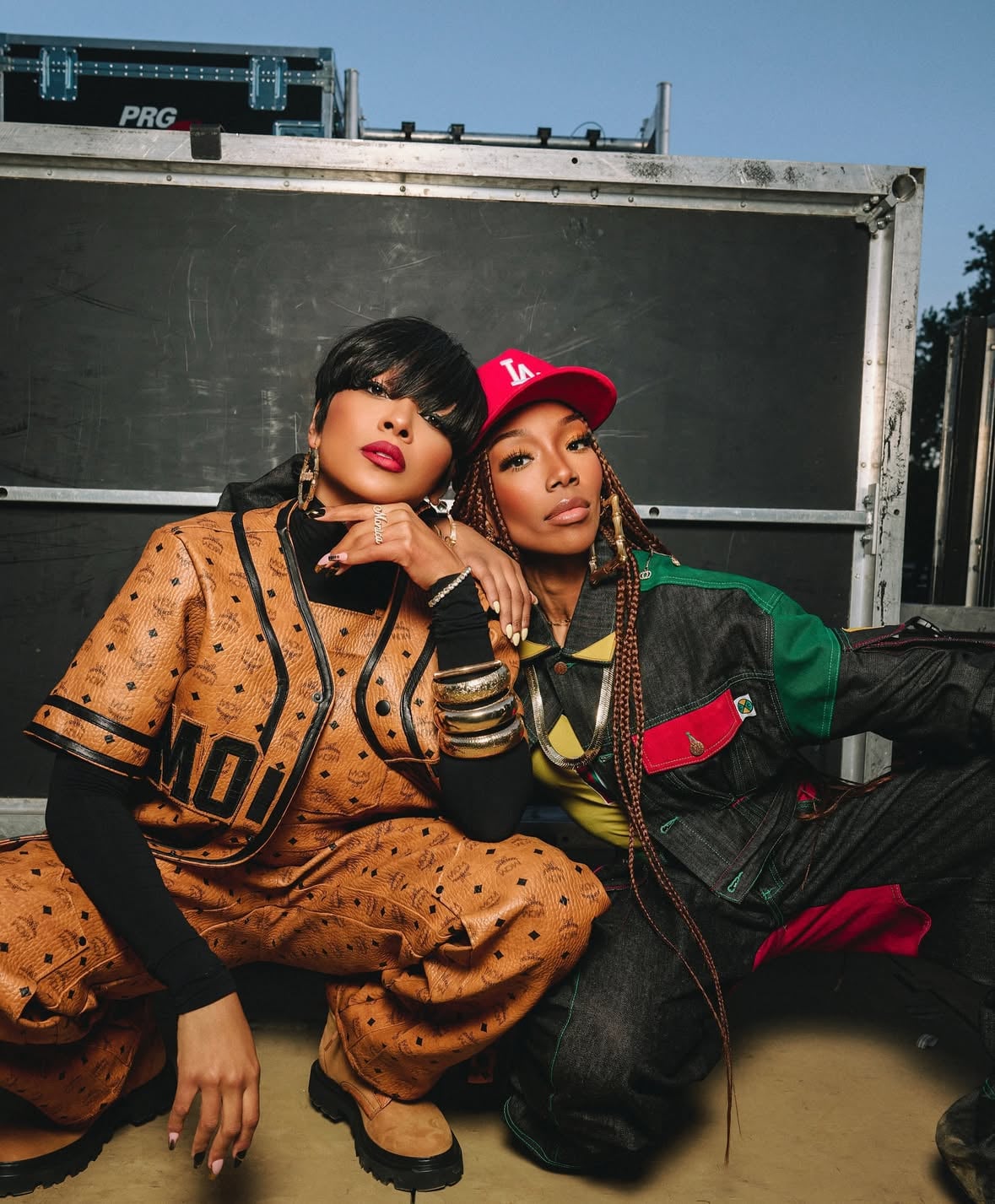 @brandy I Promised You Would Be There ♥️

Rayana & Denise = #BRONICA 

Bran, You were electrifying on stage! I’m SO proud of you & Will Always Support You…. You are an example of true resilience & perseverance! All that GOD has for YOU, is YOURS…. Love You Always 

#TheVocalBible & #ThePeoplesChamp ♥️
#Real90sGirls #WeWereThe90s 😎