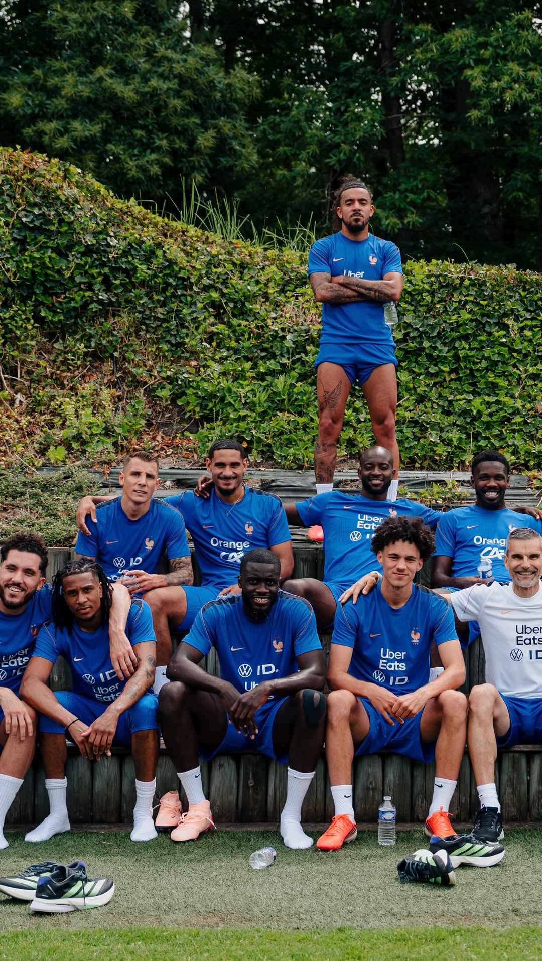 🗣️ « Malo et Michael, ils sont faits pour courir eux! » 😮‍💨

2 de nos Bleus semblent avoir impressionné tous les autres lors de cette séance d’entraînement 🙌💙

Two of our Blues seemed to impress everyone in training.