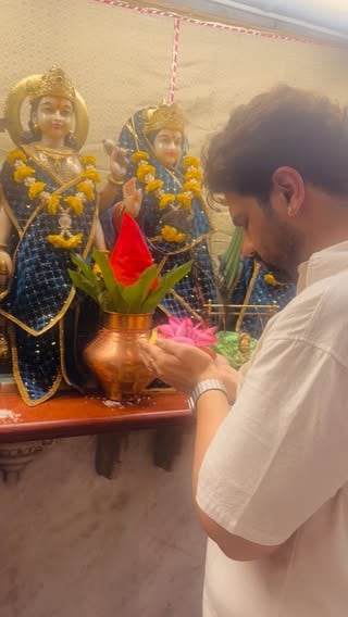 🪷तुलसी सहस्त्रार्चन - विष्णु सहस्त्रनाम - पुरुषोत्तम मास 🪷  Not manifesting… Not demanding… Not bargaining… Just surrendering. 🌿🙏✨
 
  #devotional #radhekrishna #gratitude #faith #bhakti