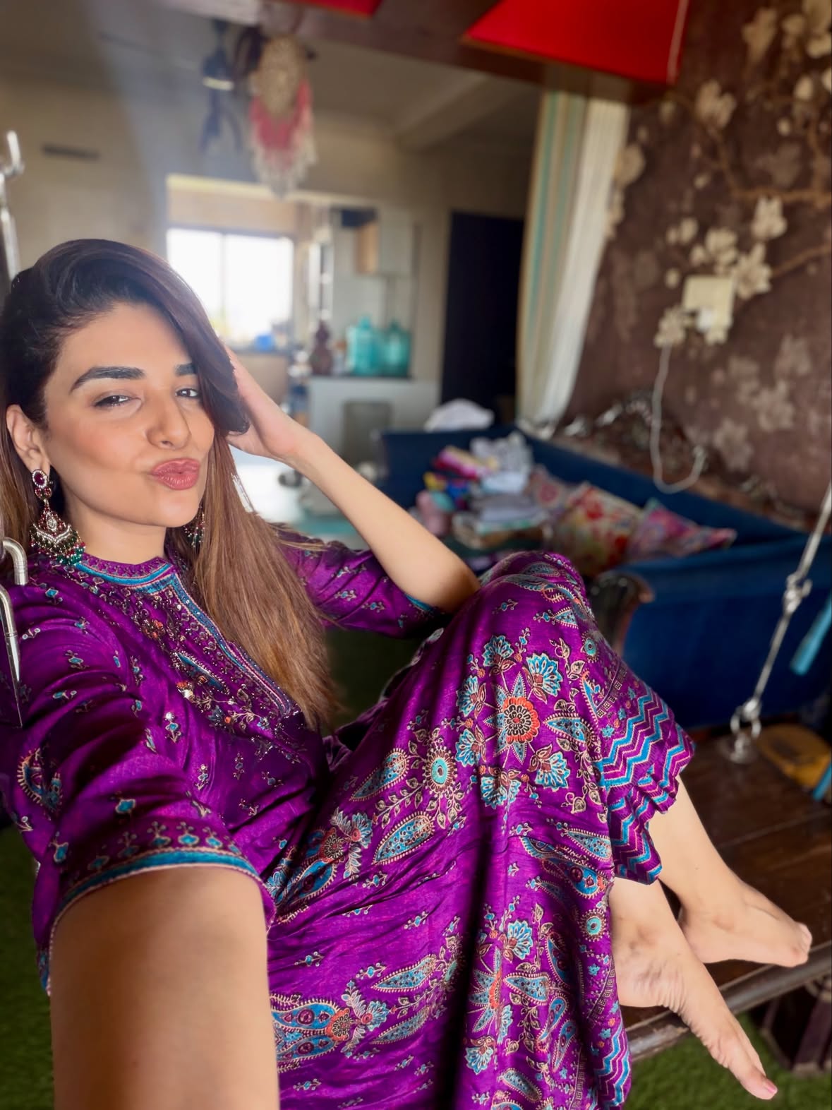 Eid-Ul-Adha Mubarak to all my beautiful people 🤍

This day reminds me that the greatest sacrifice is sometimes our unhealthy habits, desires and the things that pull us away from peace.

I have learnt that persistence, focus and will power can truly transform your life. Mind over matter is real. Once you choose discipline, gratitude and faith over temporary distractions, life slowly starts changing for the better.

Every day I am trying to sin less, heal more, complain less and walk a more righteous path with a grateful heart.

May Allah give all of us strength to win our inner battles and become better human beings 🫶🏻
.
#eiduladha2026