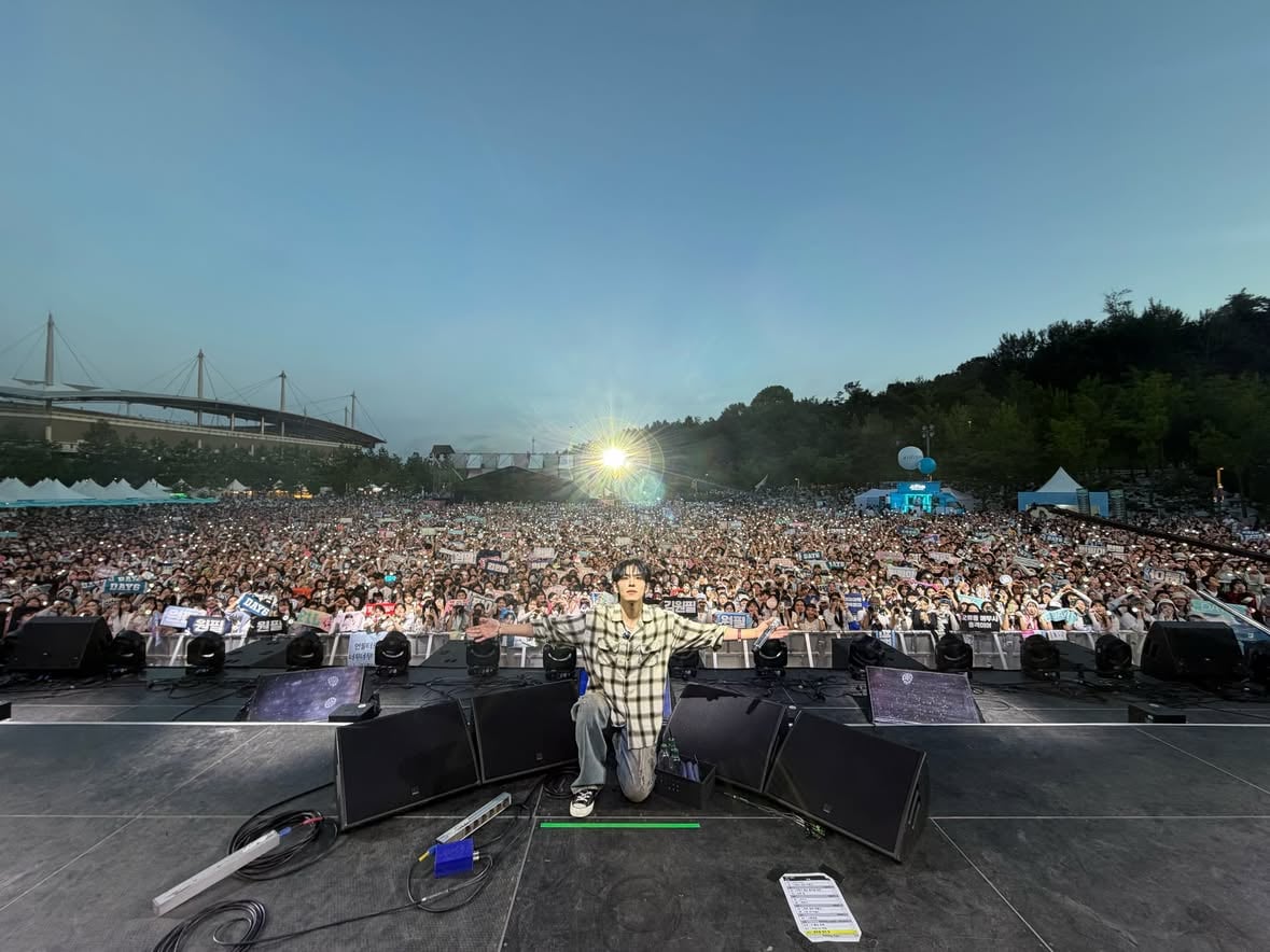 ⠀ 
오늘 뷰민라도 완벽하게 접수!
뷰민라 전원 사랑병동 입원 완료 🚑

#DAY6 #원필
#뷰티풀민트라이프