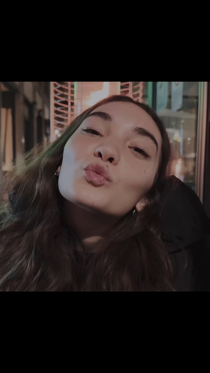 ‘s post

── .♡ se hai bisogno 
sai che mi trovi qua💙

anche quando tutto sembrava essere finito, non hai mai smesso di darmi quella serenità di cui avevo bisogno. potrà passare tutto il tempo del mondo ma il posto che hai tu nel mio cuore non lo potrà mai cancellare niente e nessuno. ti voglio tanti bene toti, per sempre qui.💙🩹

dt :: @antonianocca 
rm :: ora metto