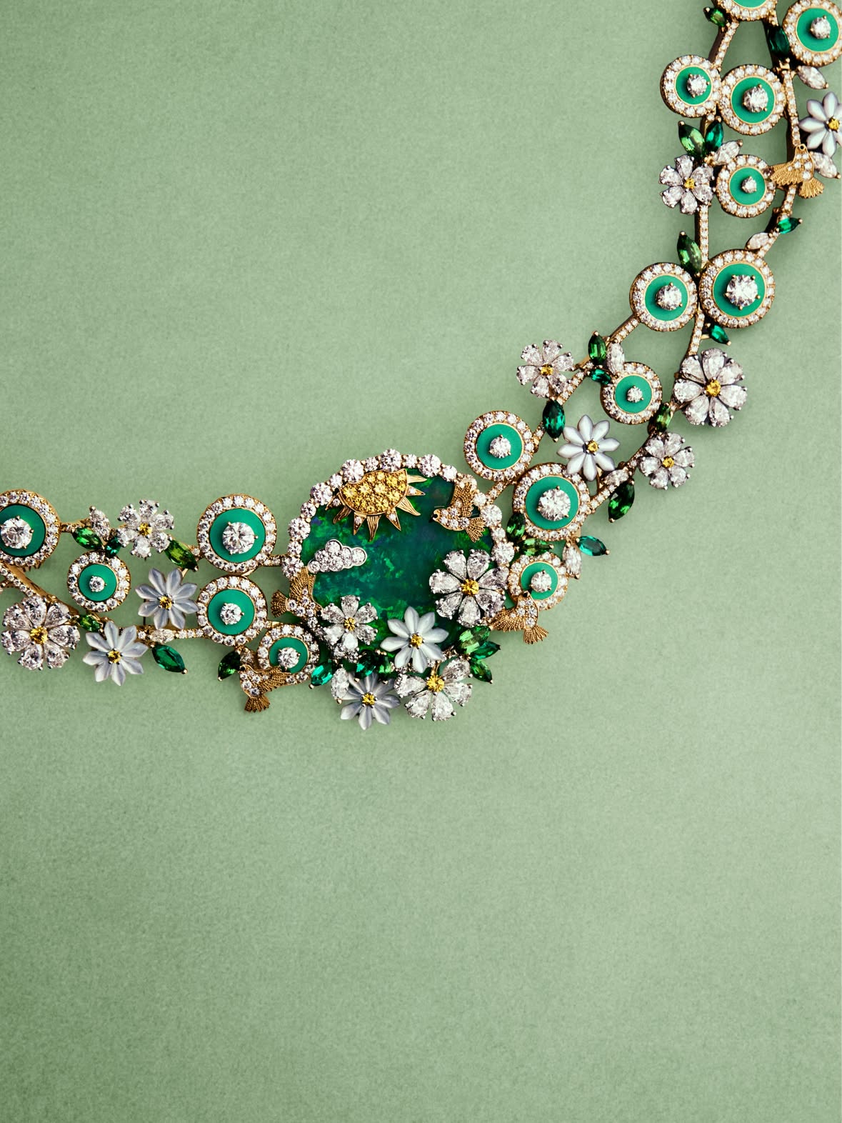 Diorissima.
 
The new Haute Joaillerie collection by Victoire de Castellane explores the art of collage through a fusion of floral, aquatic and celestial inspirations. 
 
Shown at the Palazzo del Casinò, Venice, with couture looks by Jonathan Anderson.