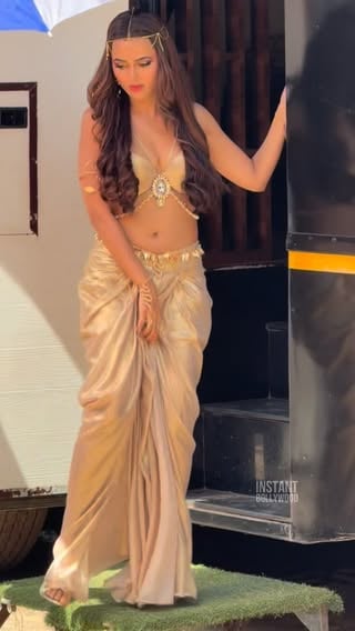 Teja as a Naagin🐍🔥

#tejasswiprakash #instantbollywood #sk