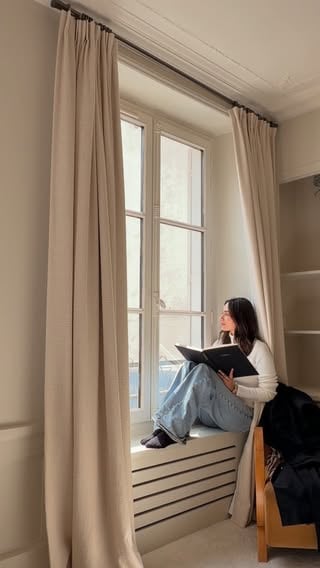 Cheers to another beautiful chapter, written in Paris - my way, all thanks to @airbnb 💕

#hosted #airbnbpartner