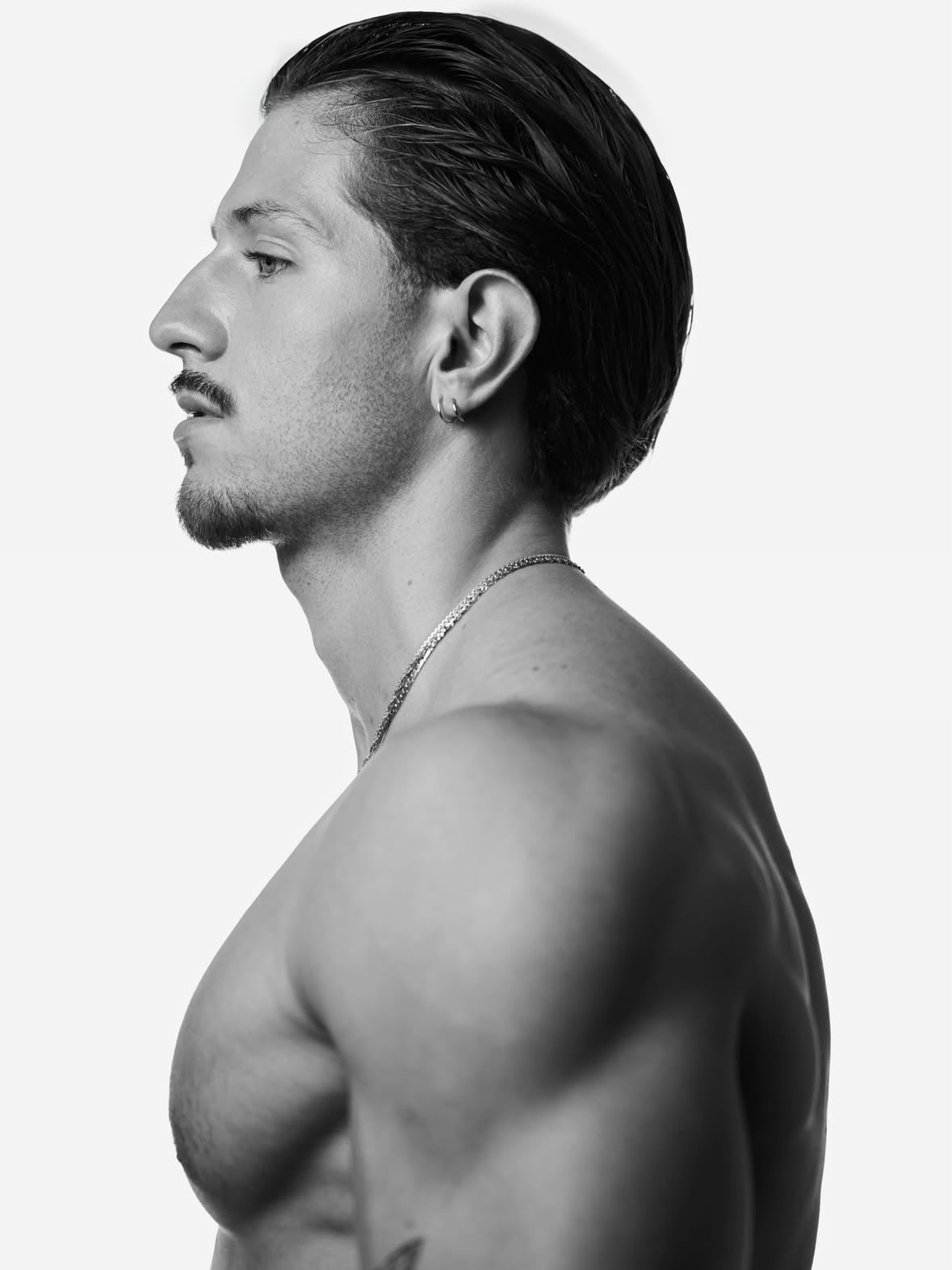 let me love you
*
*
*
*
*
📸 @romain_maurette 

#fyp #model #modeling #photoshoot