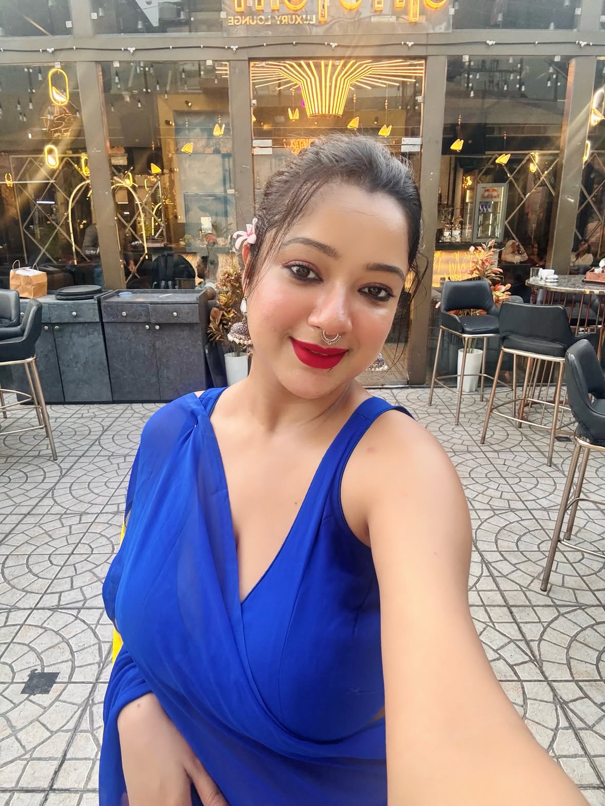 The sky story📍✨❤️

#bongcrush #bonggirl❤ #bongs #kolkatadiaries #kolkatalove