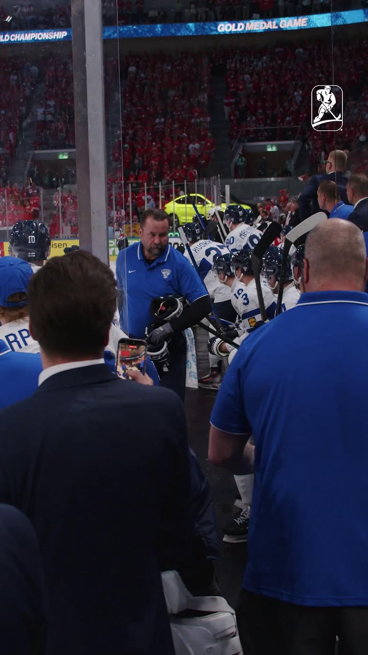The moment they won it all 🙌 #MensWorlds #IIHF