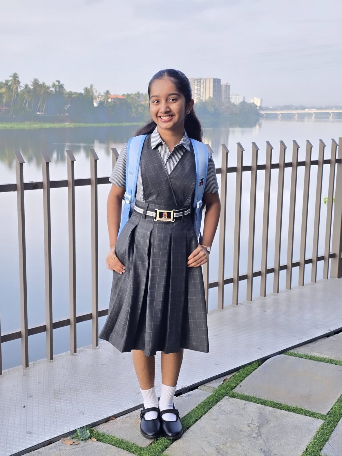 Back to school 🎒📚🎓
New friends, New lessons, Endless possibilities......

#firstday
#schoollife
#schoolfriends
#june1 
#class
