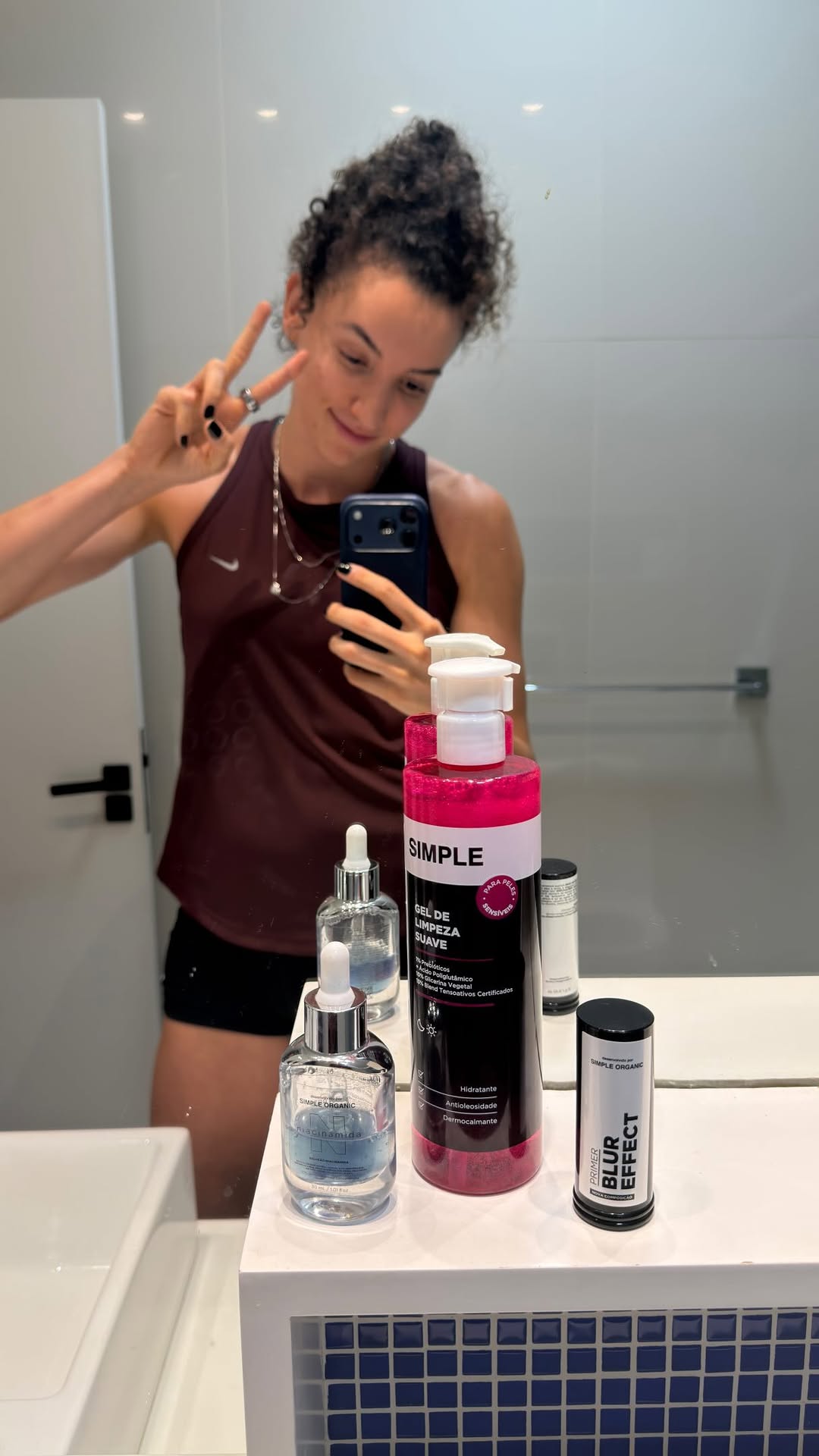 Encontrei meu match perfeito ♥️ 

GEL DE LIMPEZA PROFUNDA +
NIACINAMIDA + PRIMER BLUR

A @simpleorganic tem vários kits exclusivos para o Dia dos Namorados e o cupom GABIGUIMARAES ainda vai te dar +10% OFF em todo o site e frete grátis em compras acima de R$149. 
Aproveitem porque é SIMPLES ASSIM!