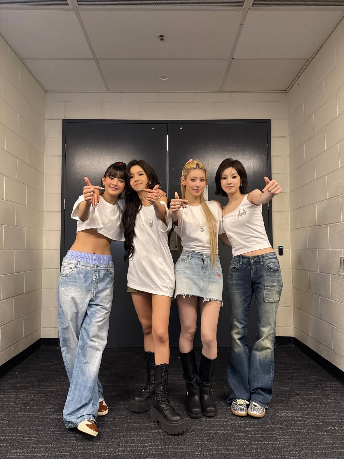 [📸] 260530 @ 2026 i-dle WORLD TOUR [Syncopation] IN SYDNEY

‘Cause love is louder in SYDNEY 💜

#아이들 #idle
#Syncopation
#2026_idle_WORLDTOUR