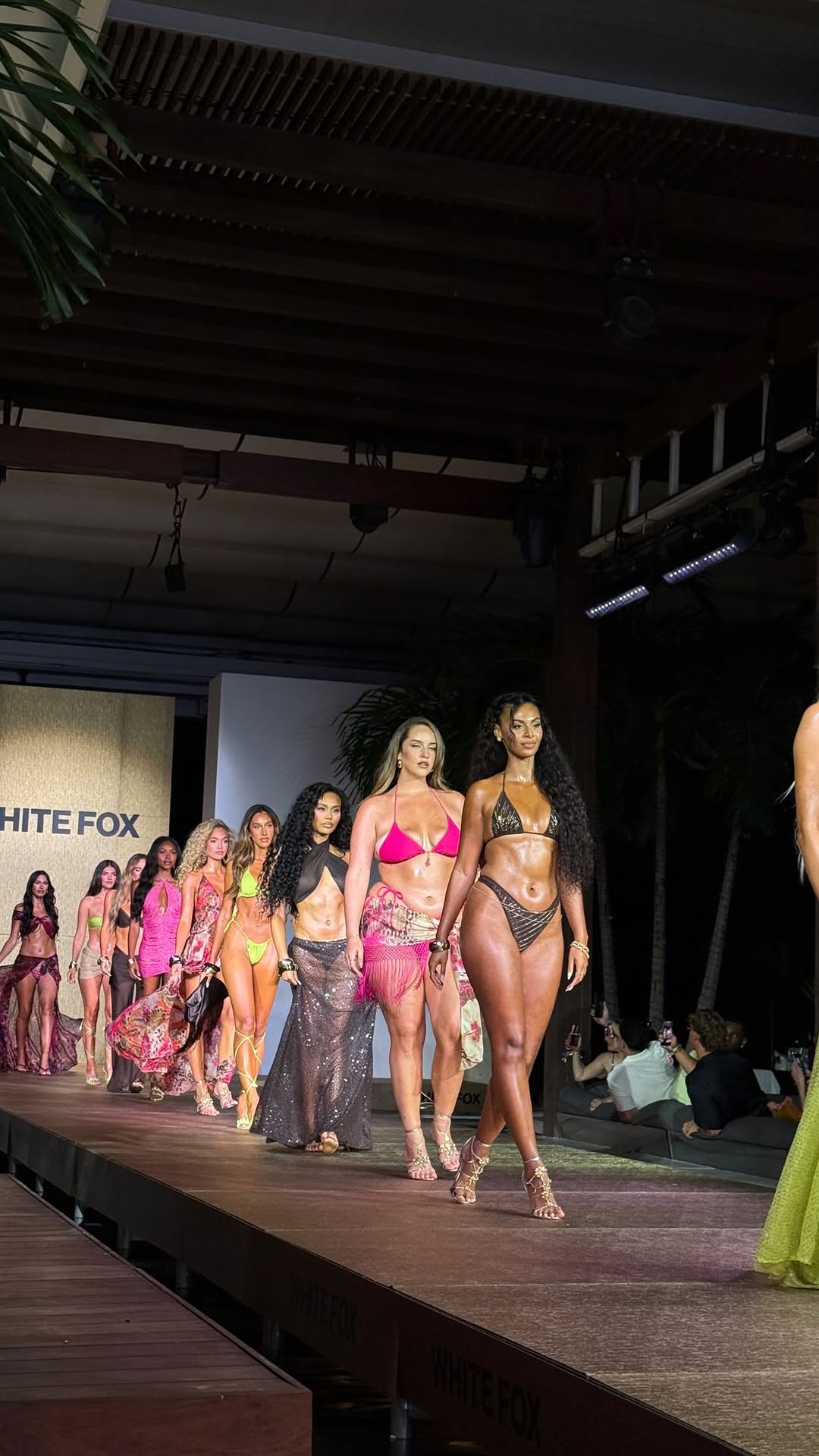 My girls 🥹😍 #miamiswimweek 

#loveisland #runway