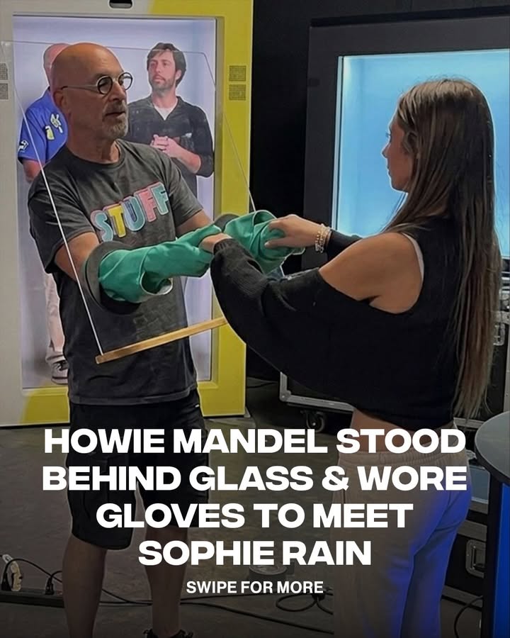 That OCD is nothing to play with 🦠

Howie Mandel, who has been known for years to have severe germophobia and OCD, had to stand behind a sheet of plexiglass and wear gloves to give Sophie Rain a handshake. 

[🎥: via/ TT officialhowiemandel]