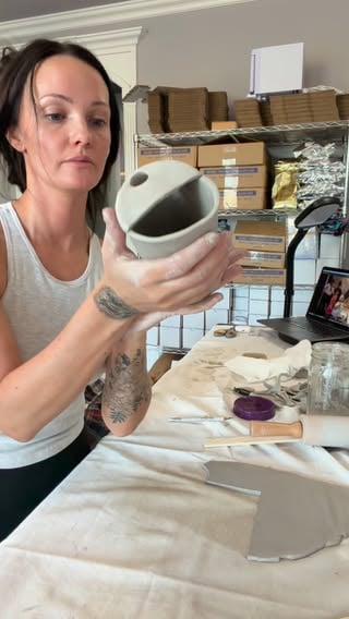 First time using a template 🫶 Can’t wait for a fresh cup of coffee in this! What color should I glaze it?
