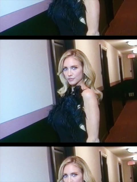 I am intolerable when given feathers. 

@yaelquint 
@jayb.hair 
@dianebuzzetta 
📹
@marcoaroman 
In @theattico & @gigiburris